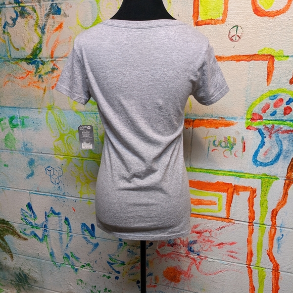 Lady and the Tramp Graphic Scoop Neck T-shirt; Disney; Size XS-S - Picture 3 of 8